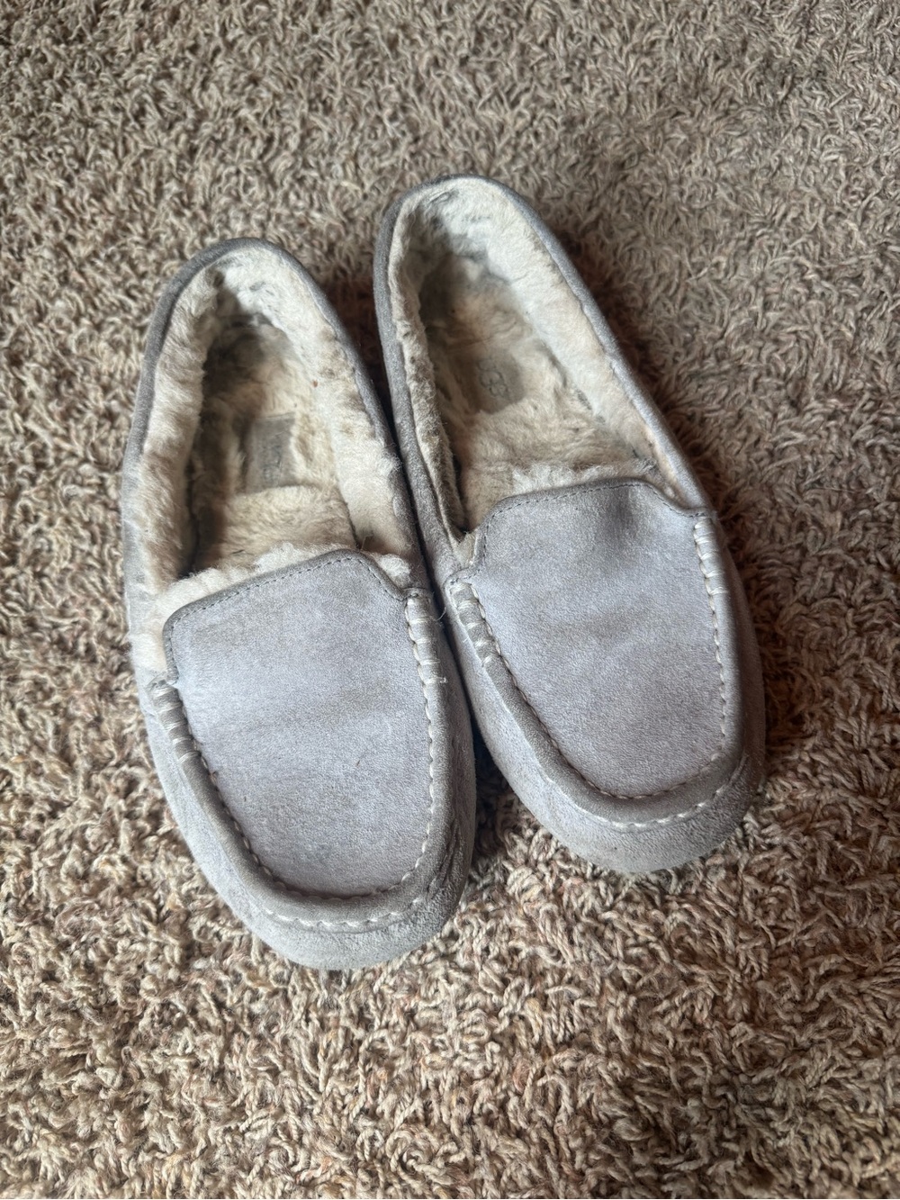 Women’s Ugg Gray Suede Moccasin Slippers with Plush Lining